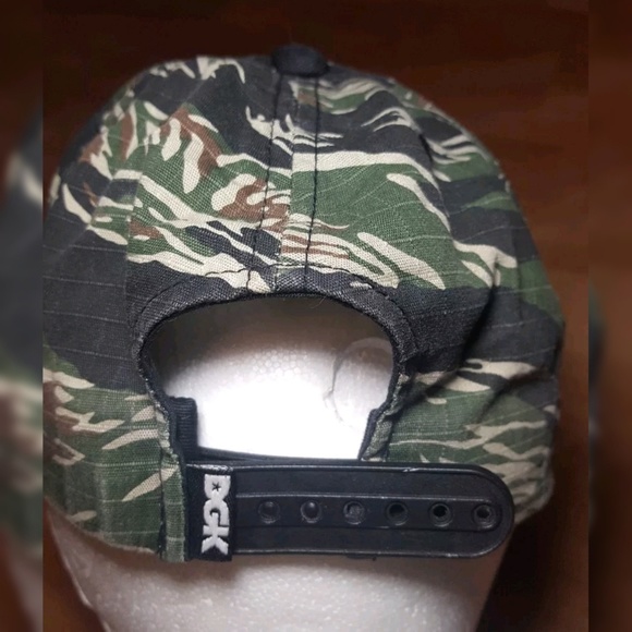 I love haters camo hat - Picture 5 of 6